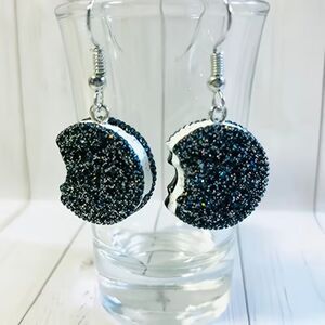 Novelty Oreo Sandwich Cookies Earrings Dangle Pendant Drop Charm Lghtwght Fun